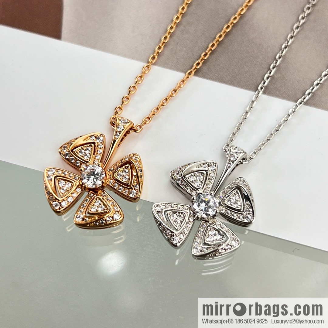 BVLGARI Bulgari series, four-leaf clover necklace