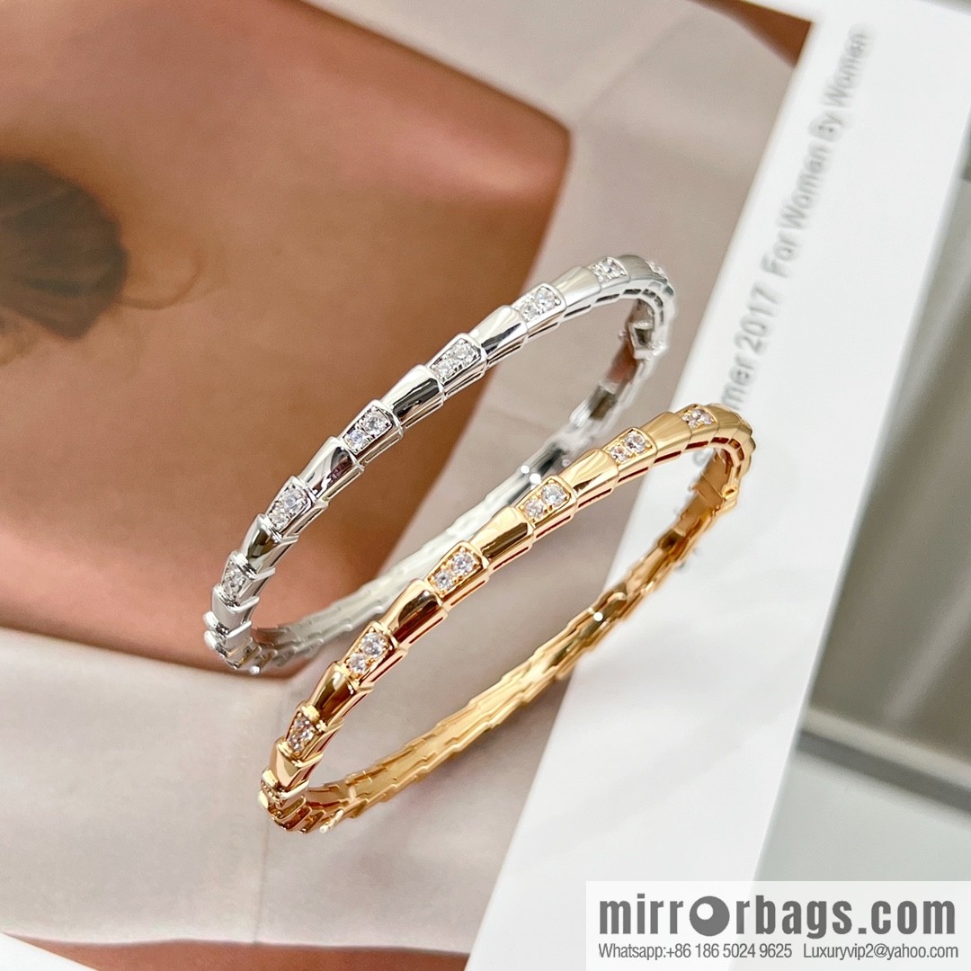 BVLGARI Bulgari SERPENTI VIPER series latest interval drill snake bone bracelet bracelet