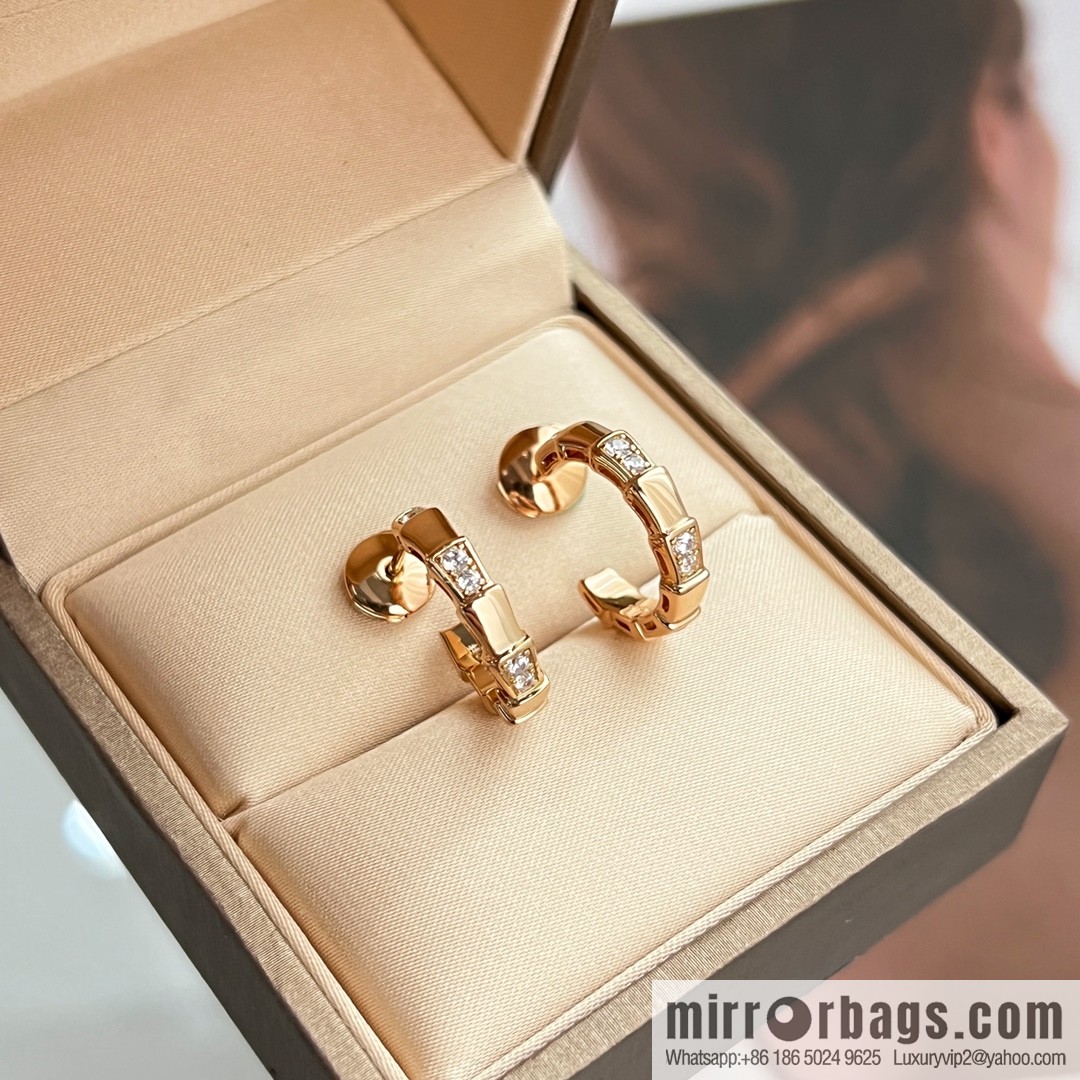 BVLGARI Bulgari SERPENTI VIPER series latest interval drill snake bone stud earrings