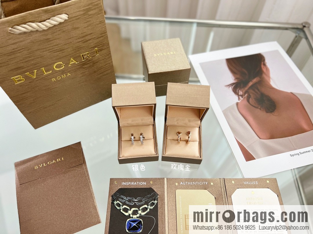 BVLGARI Bulgari SERPENTI VIPER series latest interval drill snake bone stud earrings