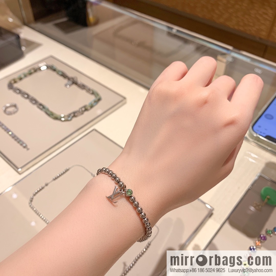 Louis Vuitton Louis Vuitton lv bead bracelet