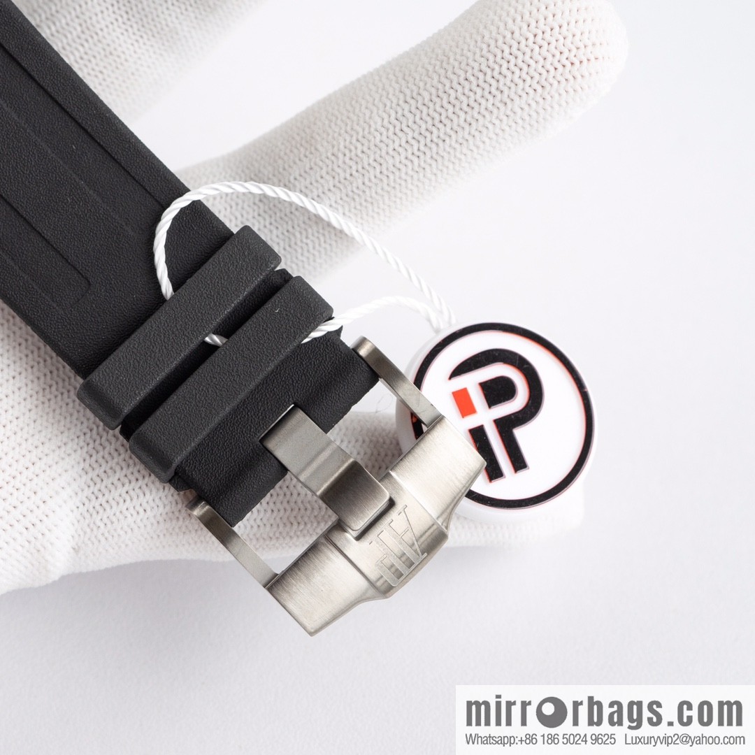IP. FACTORY reinvents the legend - Audemars Piguet 15706 carbon fiber 3120 movement watch