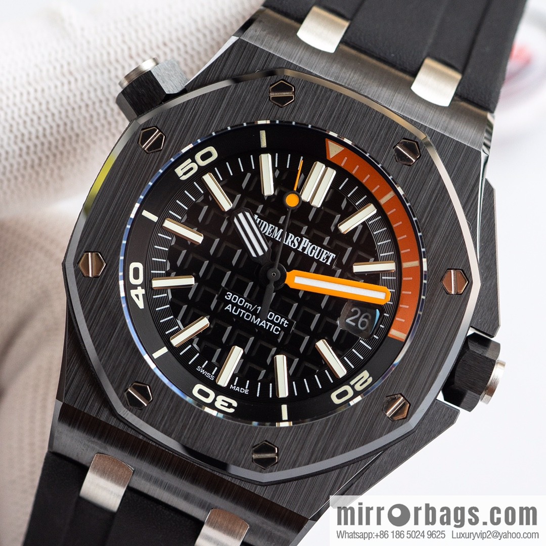 IP. FACTORY reinvents the legend - Audemars Piguet 15706 carbon fiber 3120 movement watch