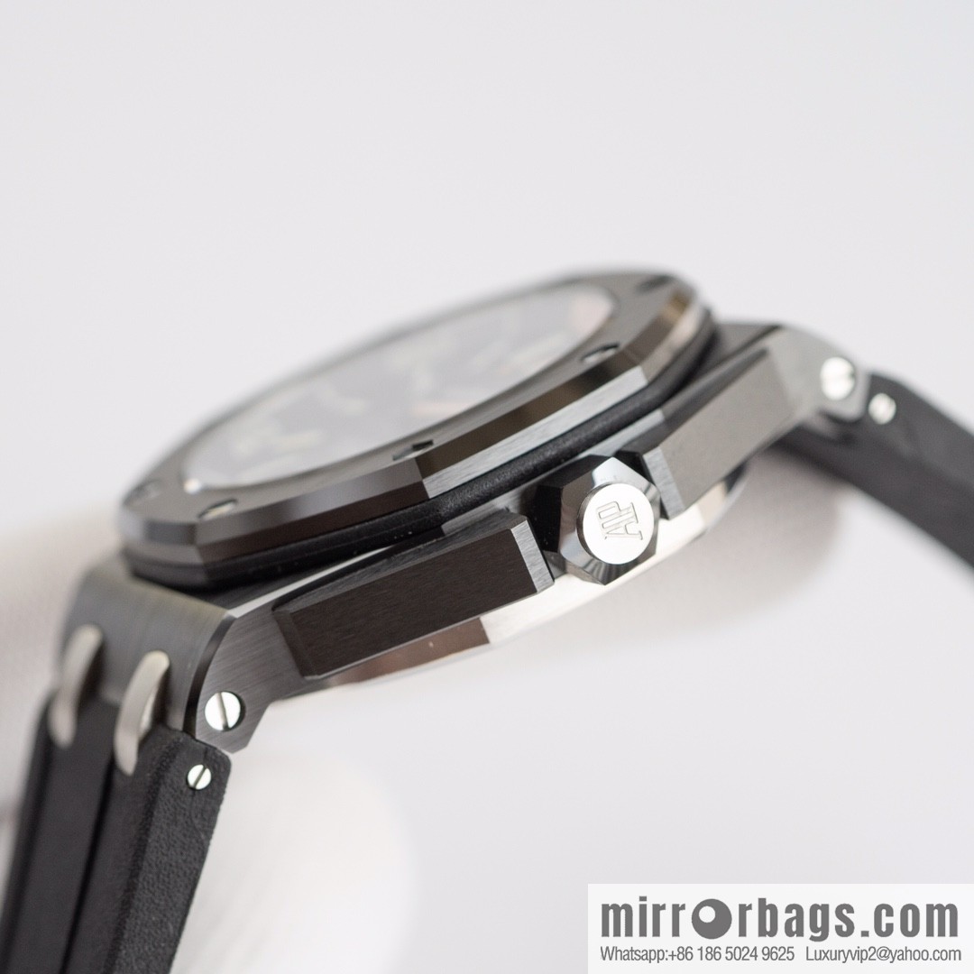 IP. FACTORY reinvents the legend - Audemars Piguet 15706 carbon fiber 3120 movement watch