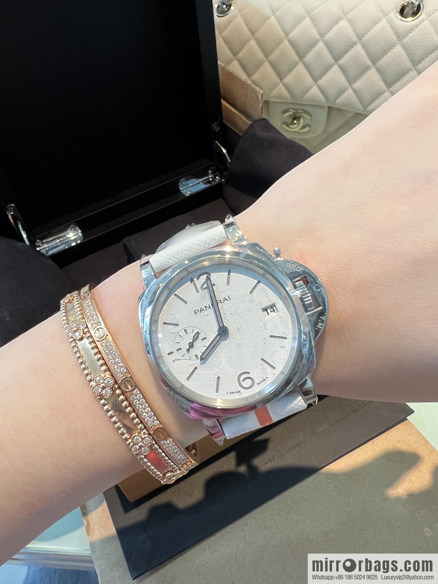 New product trailer: Panerai PAM1306/Di Lizheba same women's watch