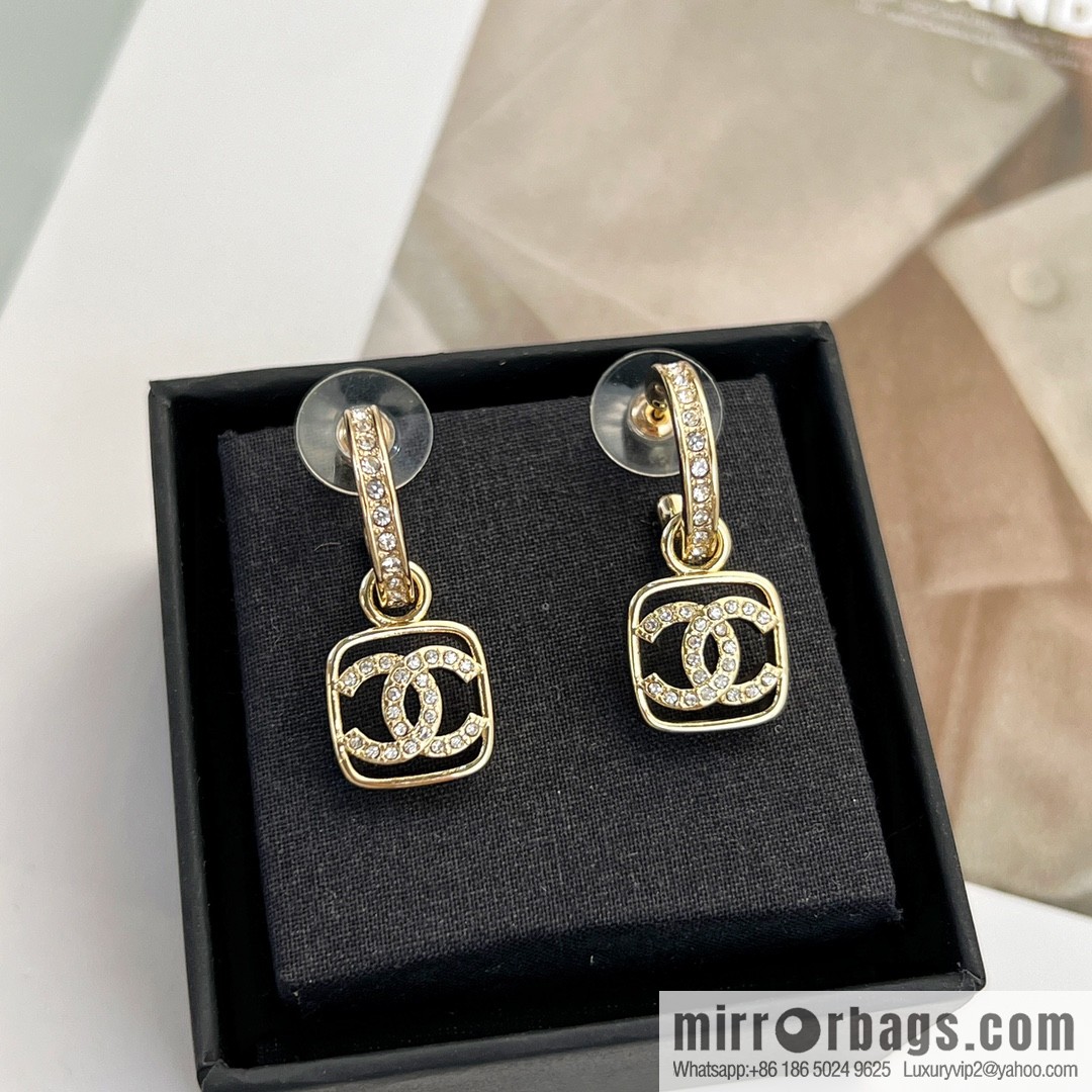 New ☑️ Chanel c2 double c square full diamond stud earrings