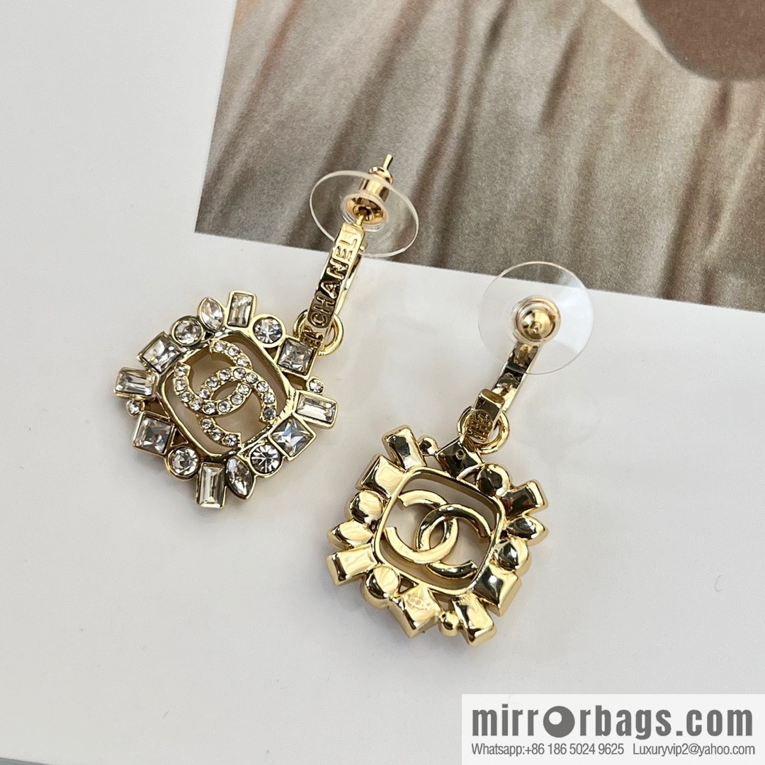 New ☑️ Chanel c2 double c square full diamond stud earrings
