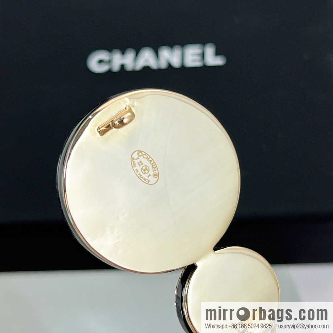 New ☑️ Chanel double c round acrylic letter hairpin hairpin