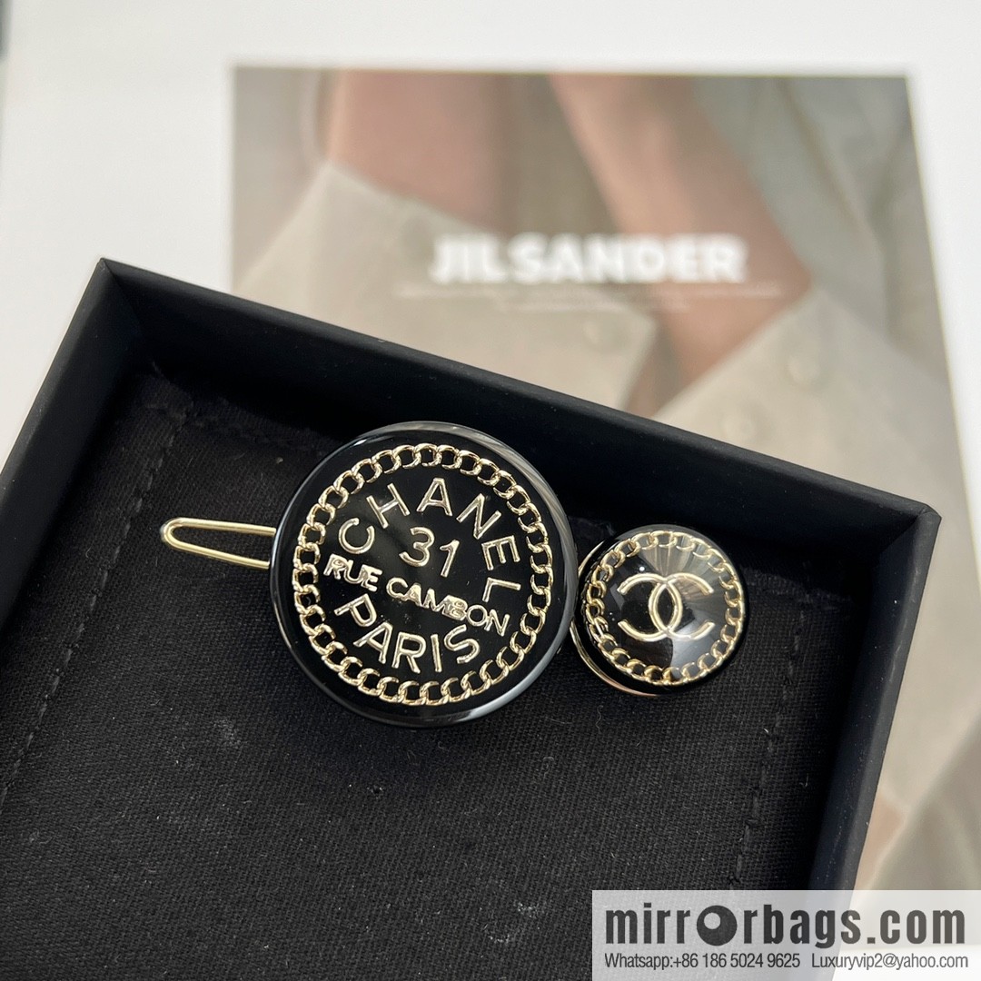 New ☑️ Chanel double c round acrylic letter hairpin hairpin