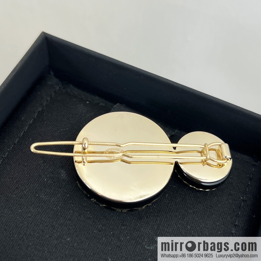 New ☑️ Chanel double c round acrylic letter hairpin hairpin
