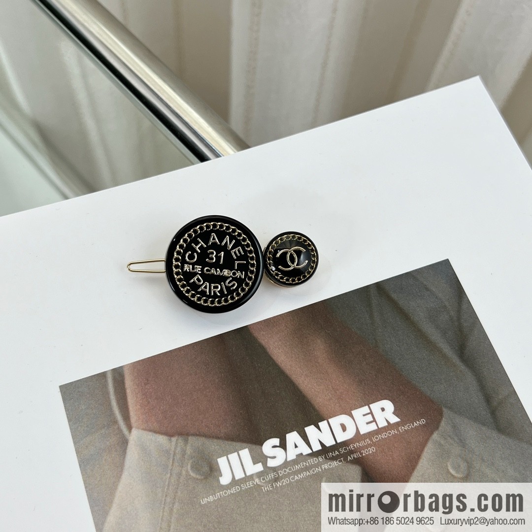 New ☑️ Chanel double c round acrylic letter hairpin hairpin