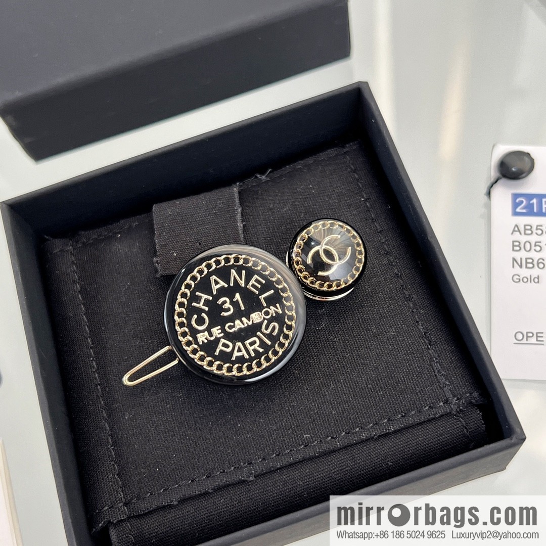 New ☑️ Chanel double c round acrylic letter hairpin hairpin