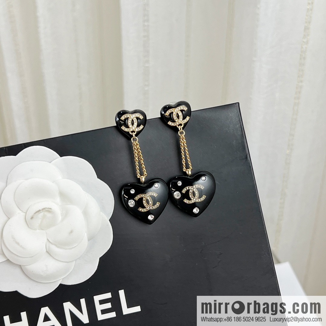 New ☑️ Chanel c2 double c black peach heart love stud earrings