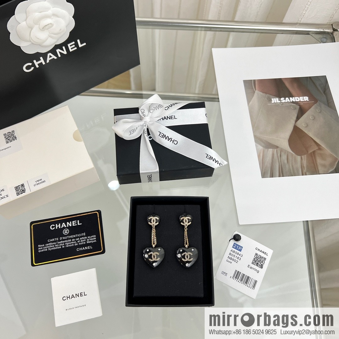New ☑️ Chanel c2 double c black peach heart love stud earrings