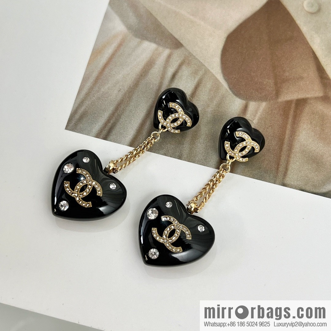 New ☑️ Chanel c2 double c black peach heart love stud earrings