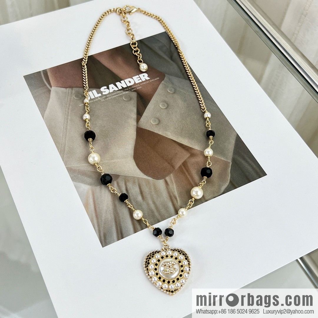 New ☑️ Chanel double c pearl peach heart love necklace