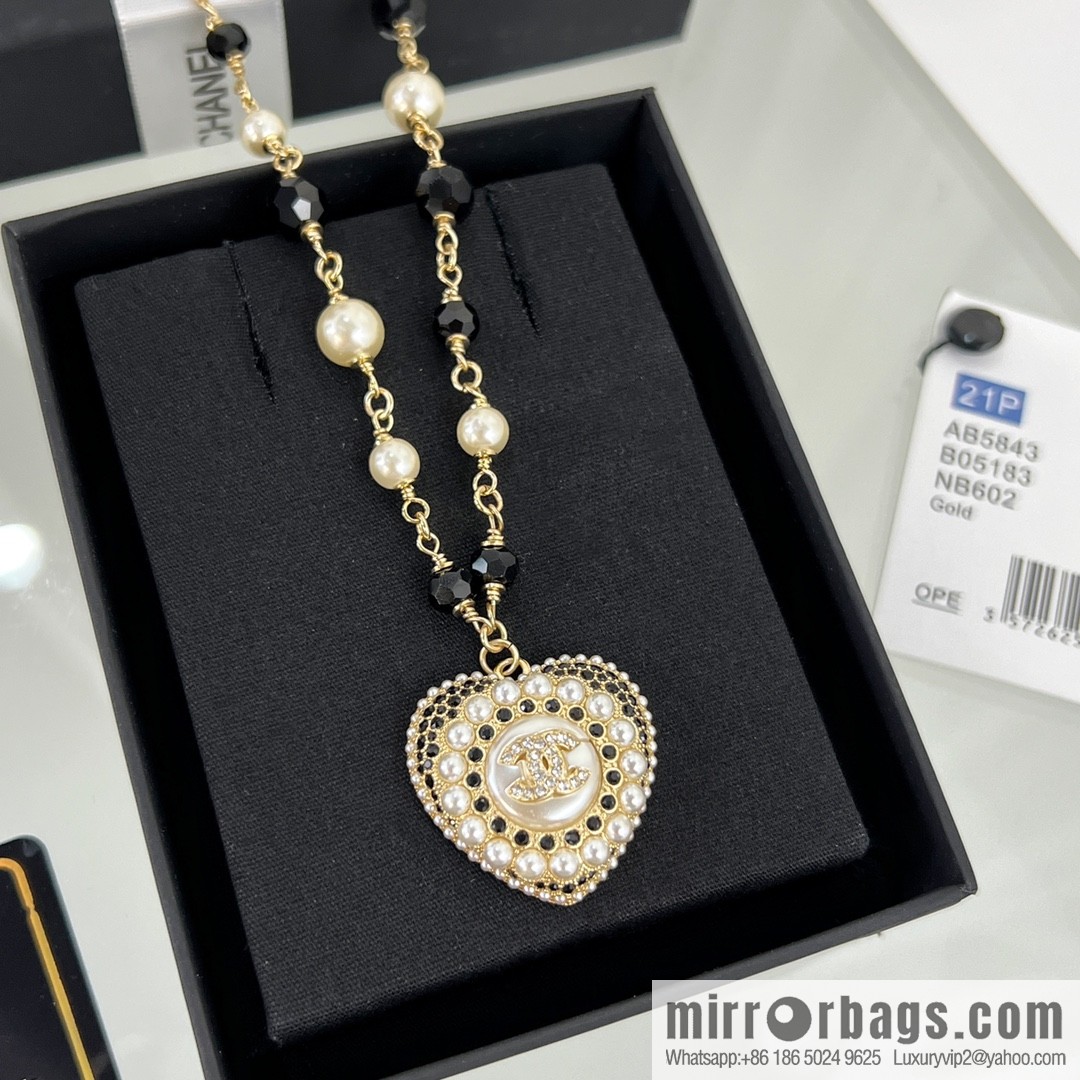 New ☑️ Chanel double c pearl peach heart love necklace