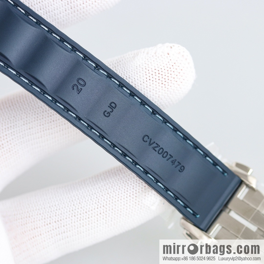 Seahorse 150m Aqua Terra Observatory 41mm 1: Market Exclusive Natural Tape