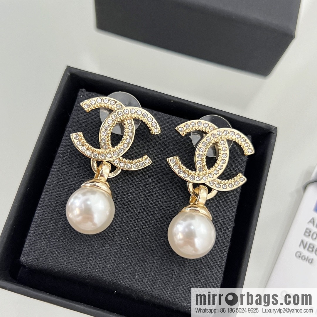 New ☑️ Chanel c2 double c pearl stud earrings