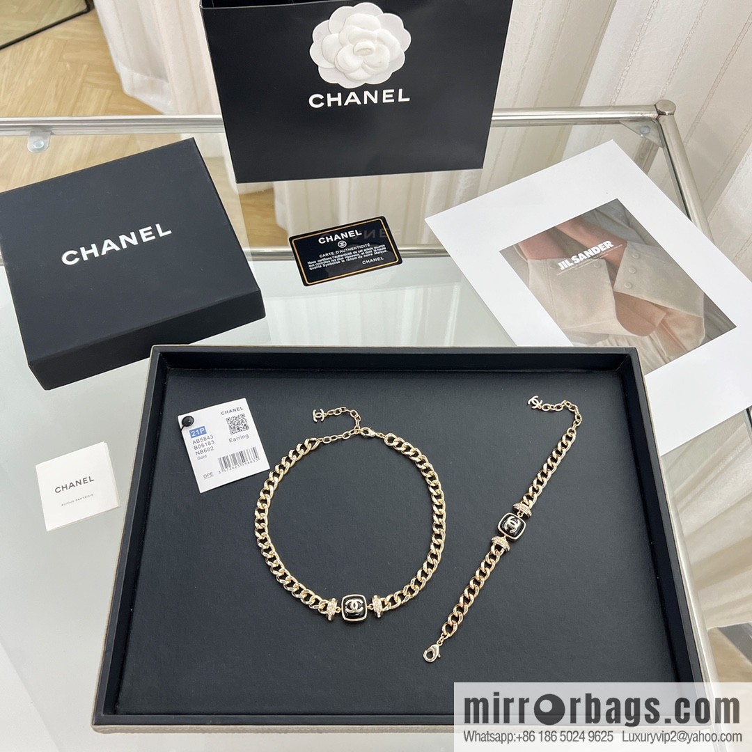 New ☑️ Chanel double c square necklace bracelet