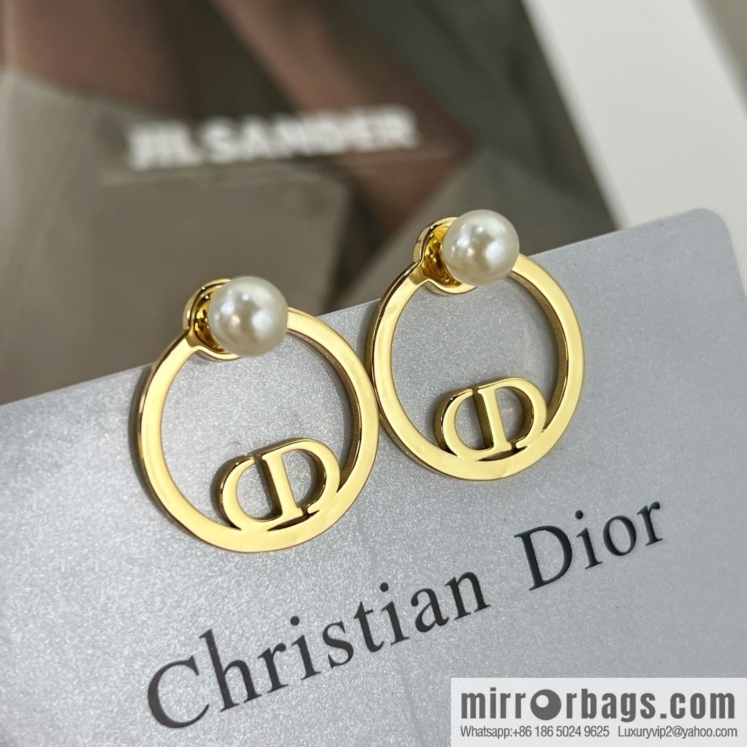 New ☑️ Dior CD pearl stud earrings