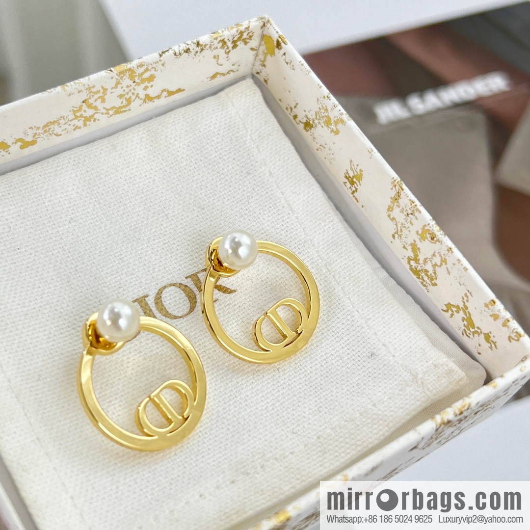New ☑️ Dior CD pearl stud earrings