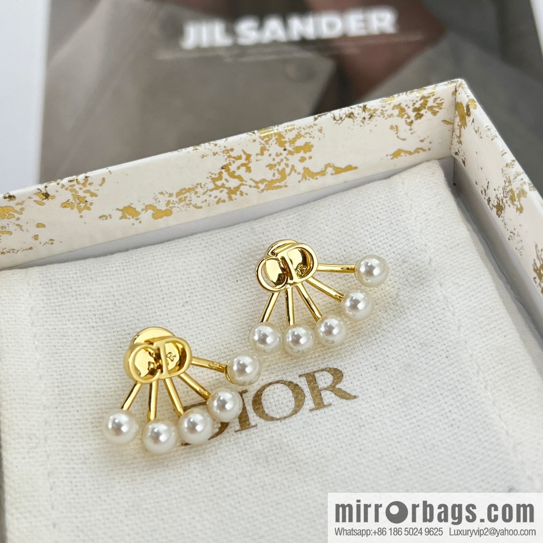 New ☑️ Dior CD pearl stud earrings