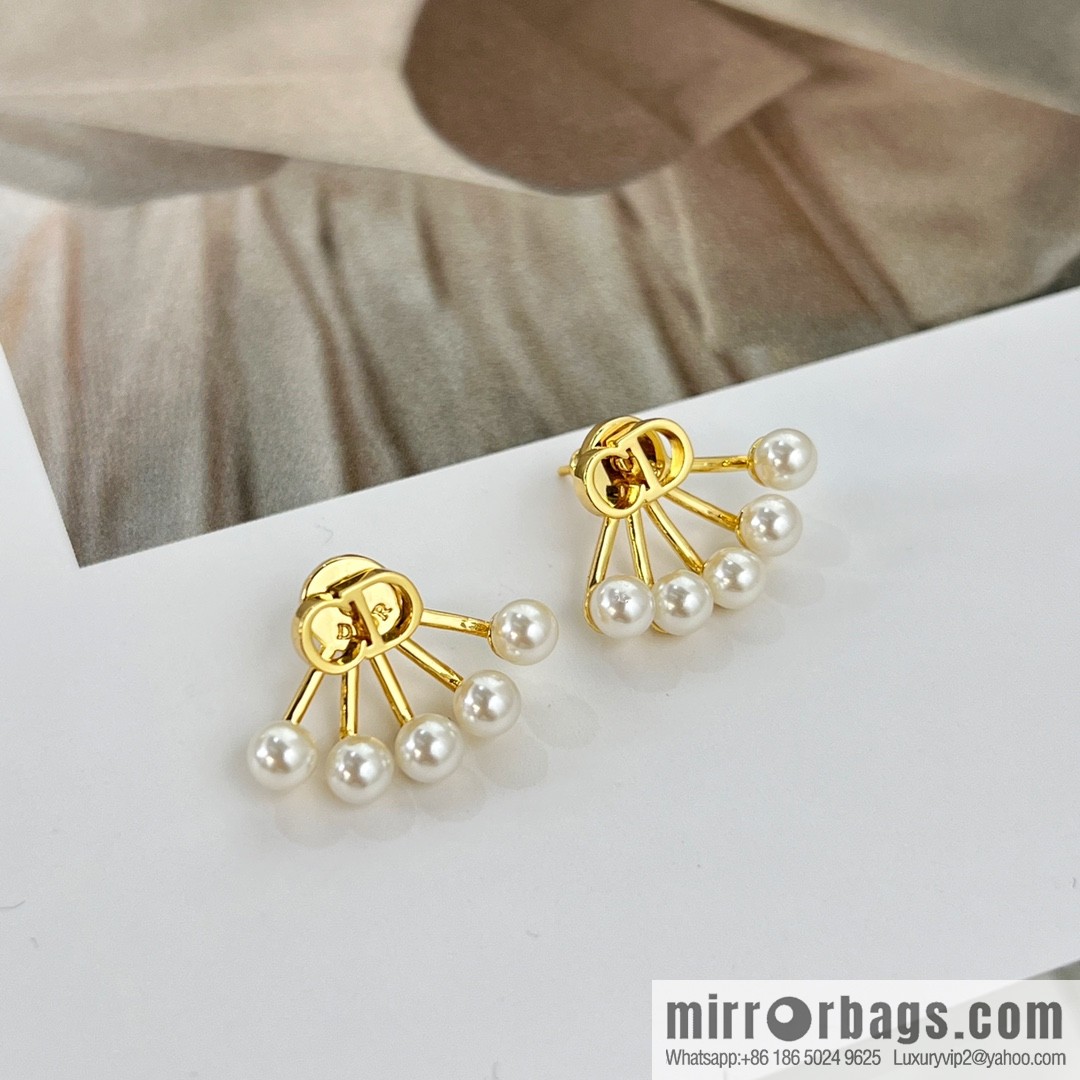 New ☑️ Dior CD pearl stud earrings