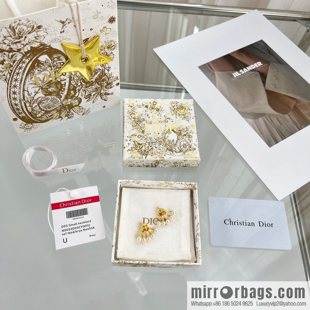 New ☑️ Dior CD pearl stud earrings