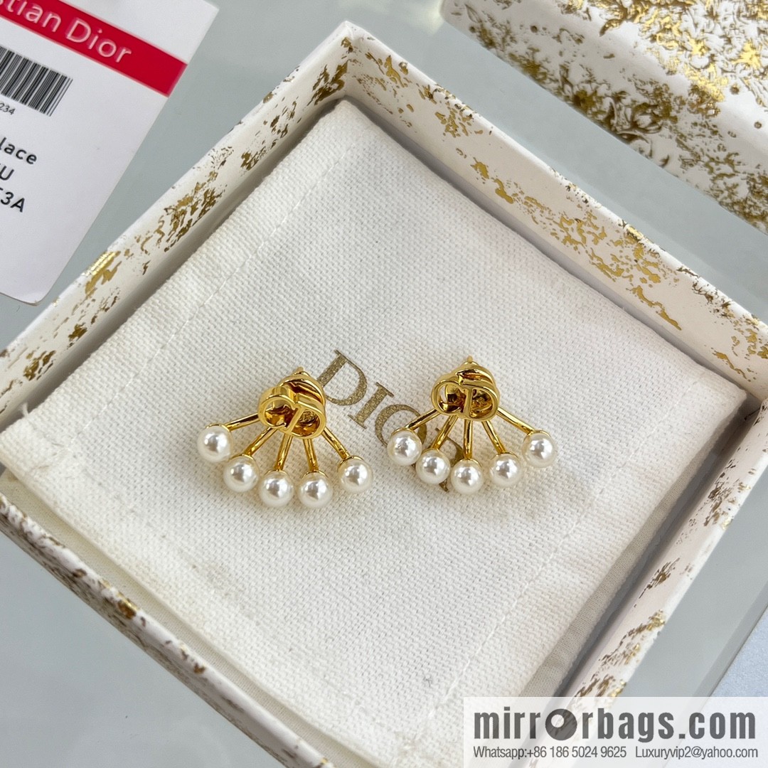 New ☑️ Dior CD pearl stud earrings