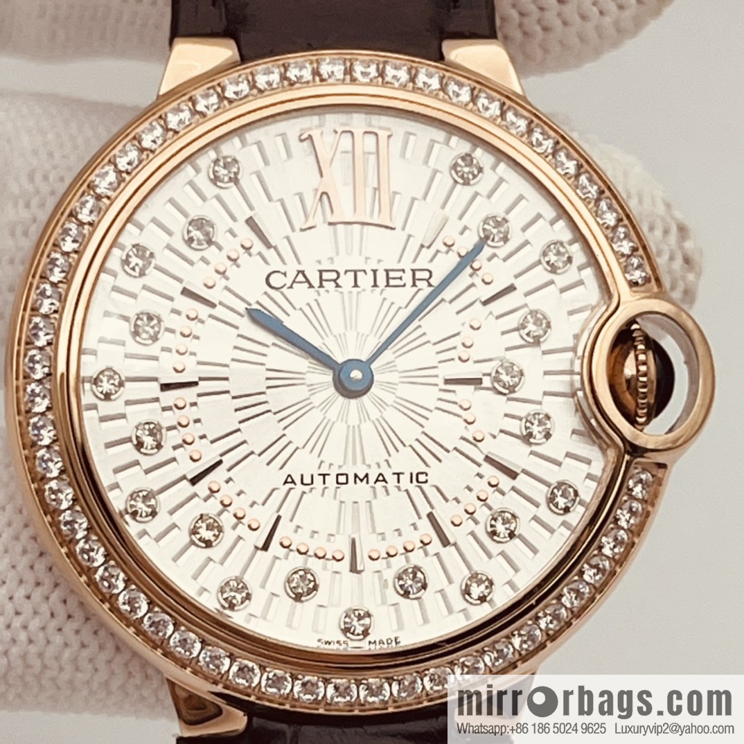 The latest exclusive Cartier Blue balloon 33mm and 36mm official website synchronization