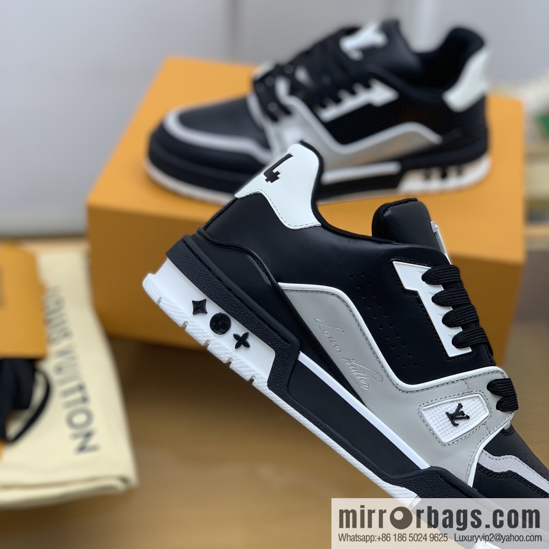 LV/Louis Vuitton Suede men's sports shoes made of calfskin