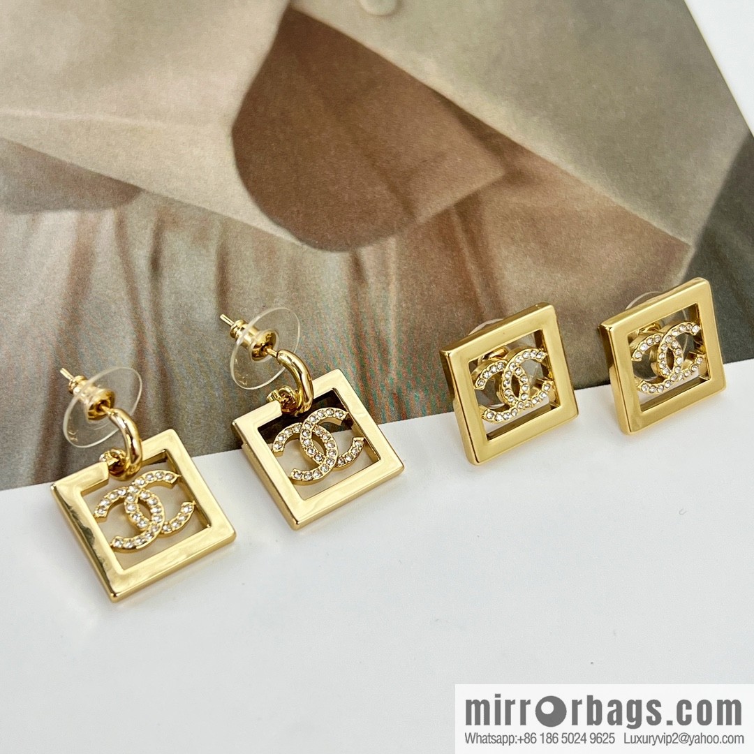 New ☑️ Chanel double c square stud earrings