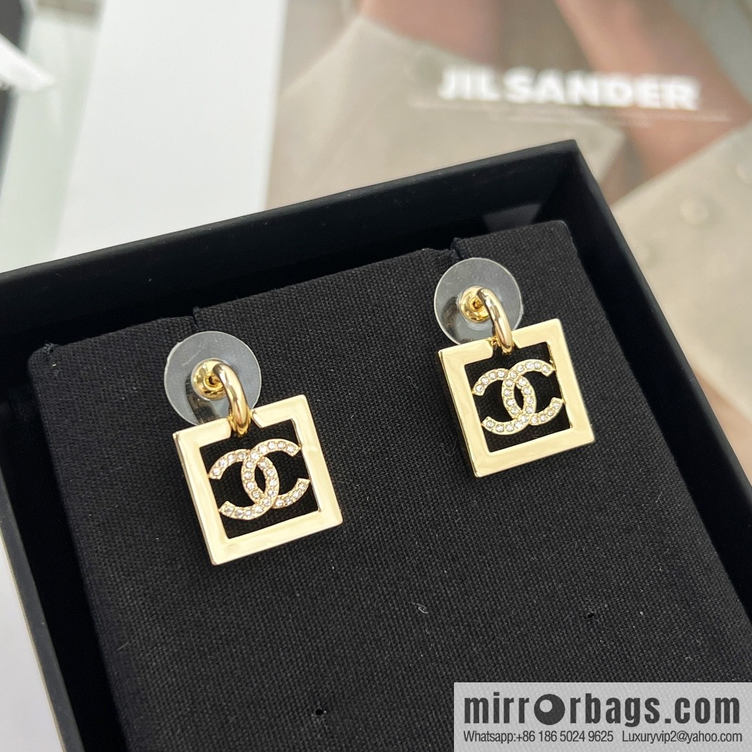 New ☑️ Chanel double c square stud earrings