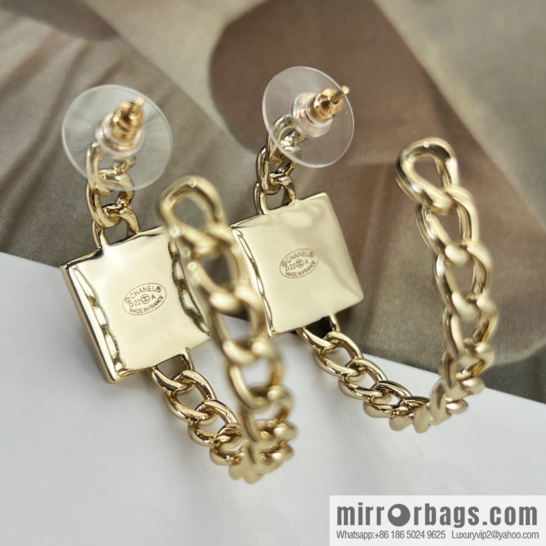 New ☑️ Chanel double c square stud earrings