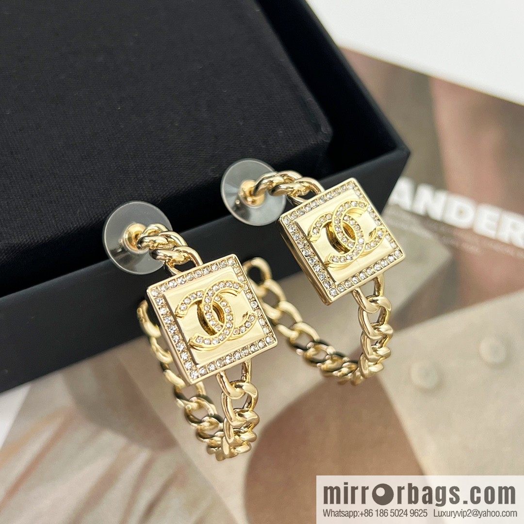 New ☑️ Chanel double c square stud earrings