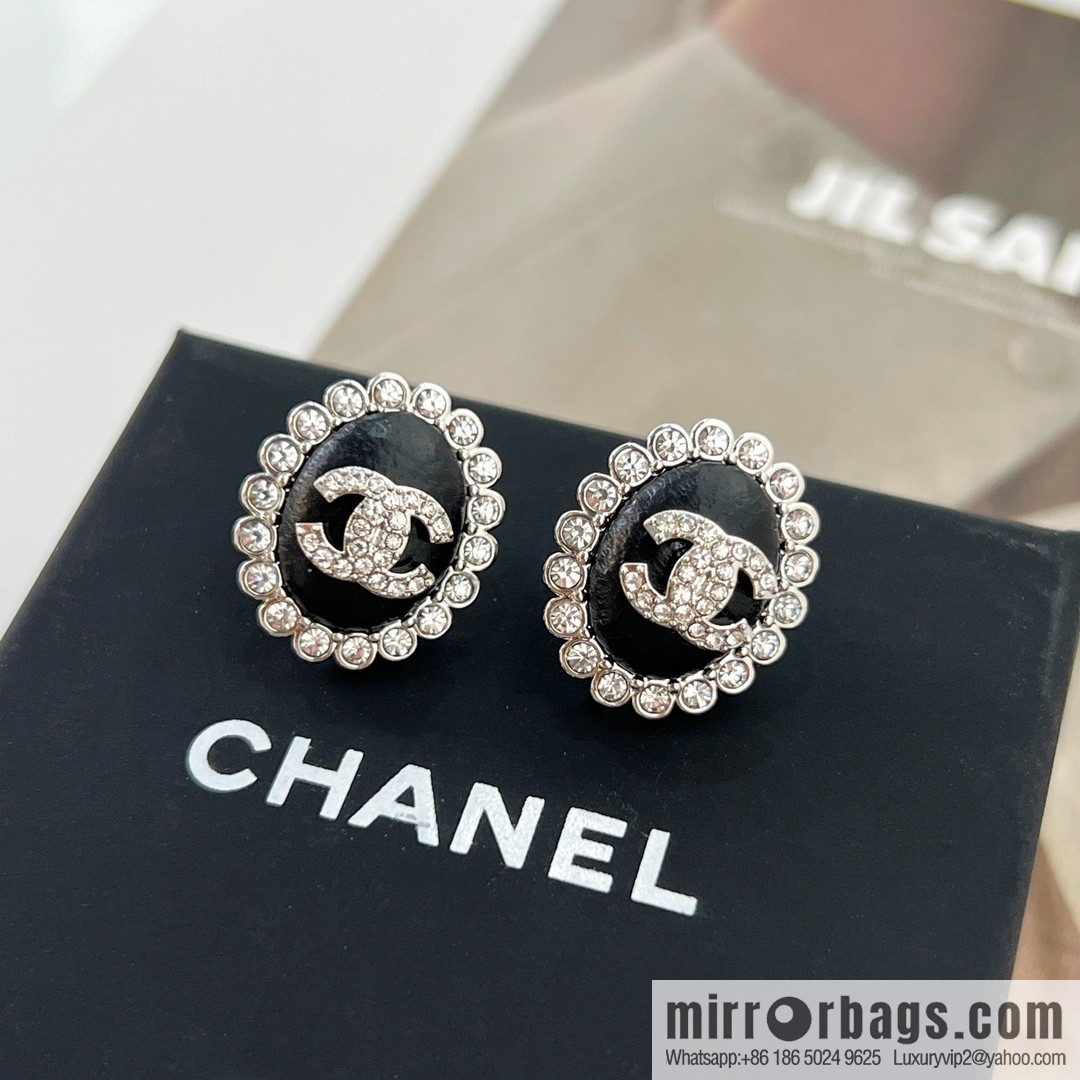 New ☑️ Chanel double c oval stud earrings