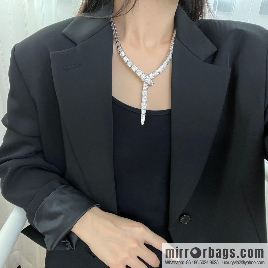 BVLGARI Bulgari full diamond snake bone necklace choker