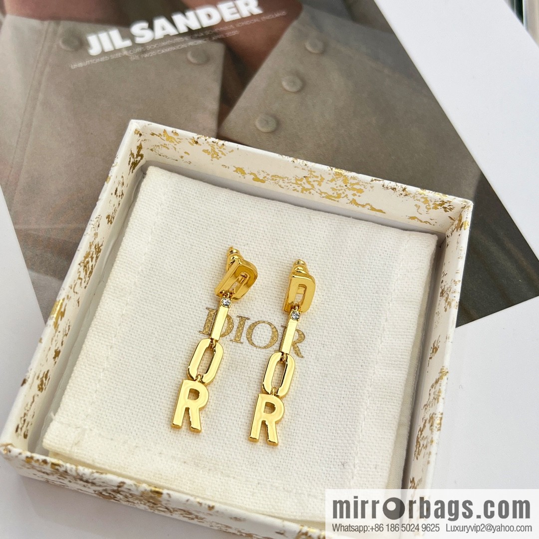 New ☑️ Dior gold letter fringed earrings