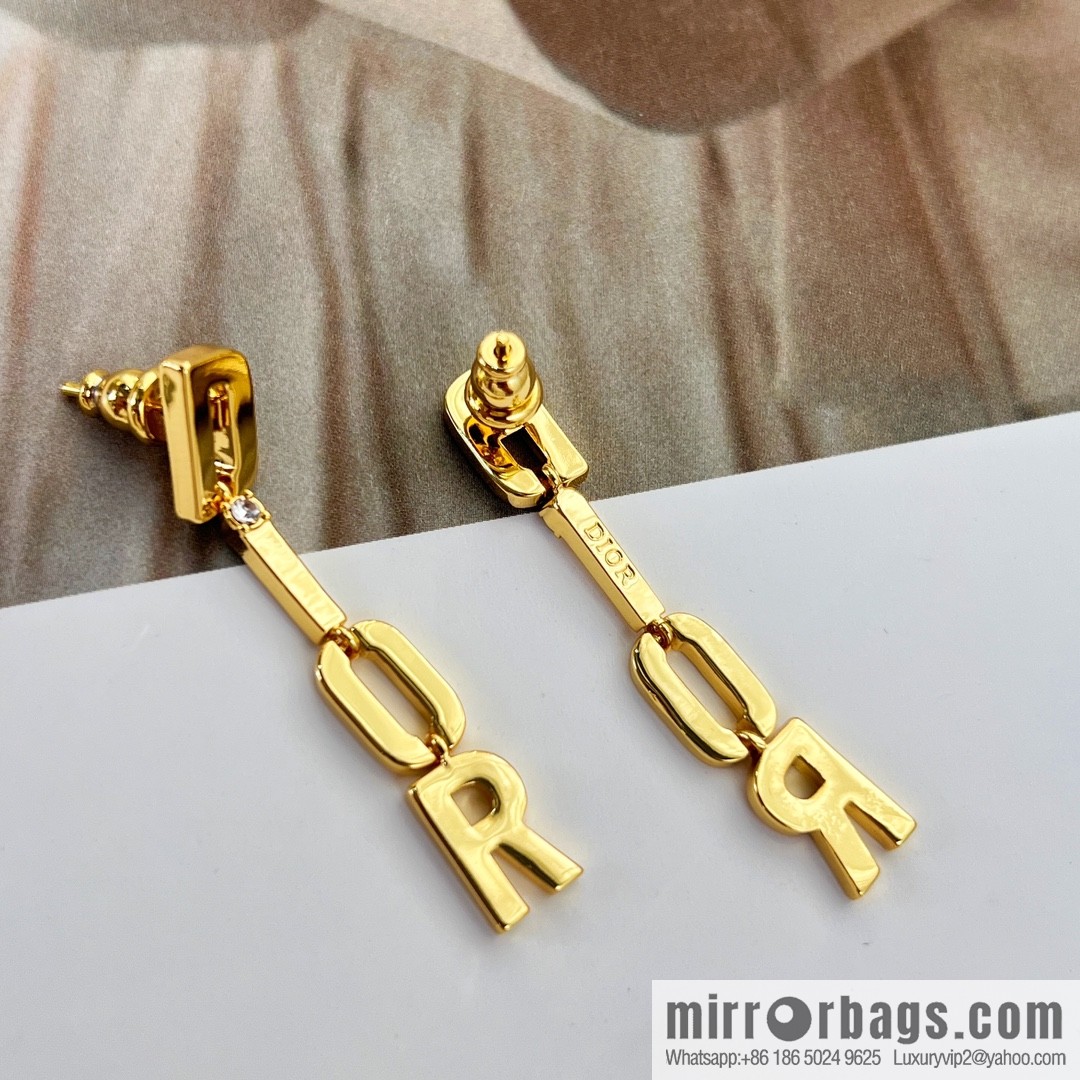 New ☑️ Dior gold letter fringed earrings