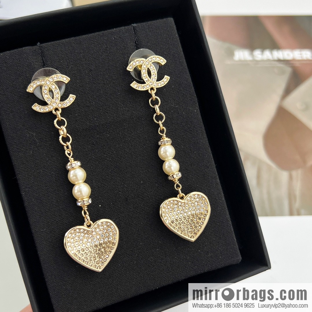 New ☑️ Chanel c2 double c peach heart love pearl stud earrings