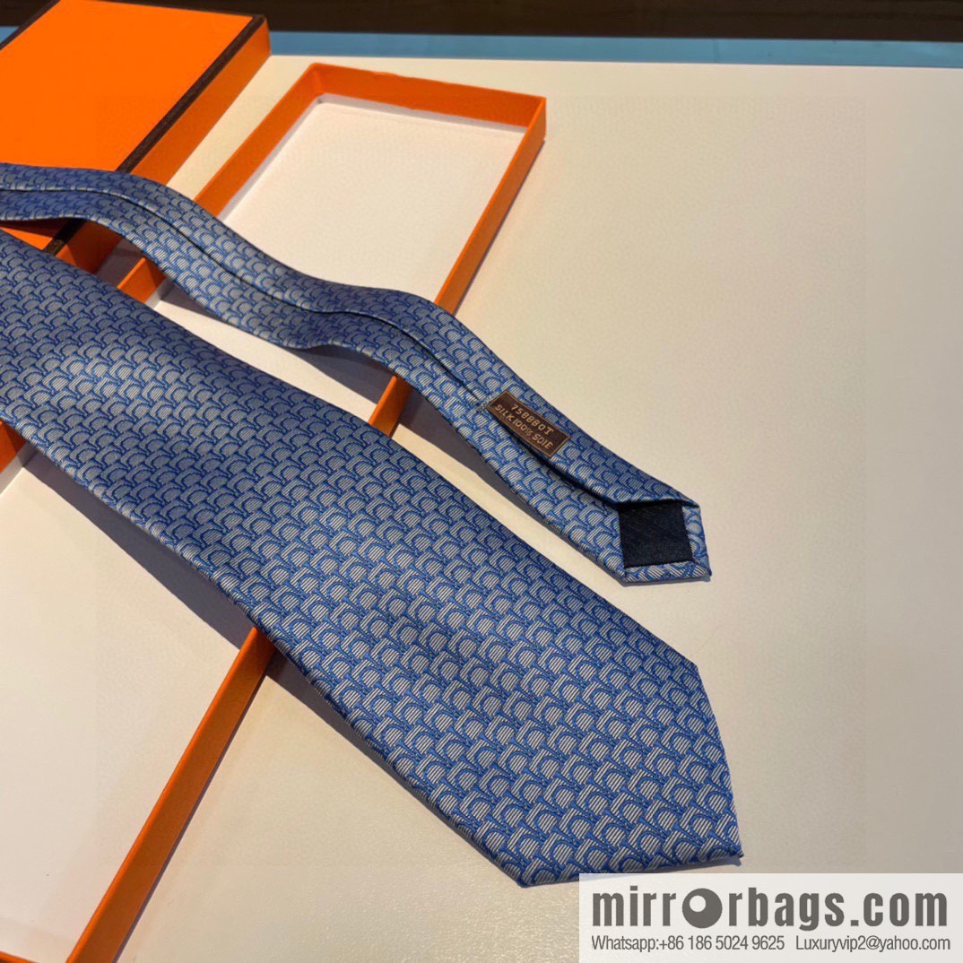 Hermes Fish Scale 100% Top Twill Silk Tie