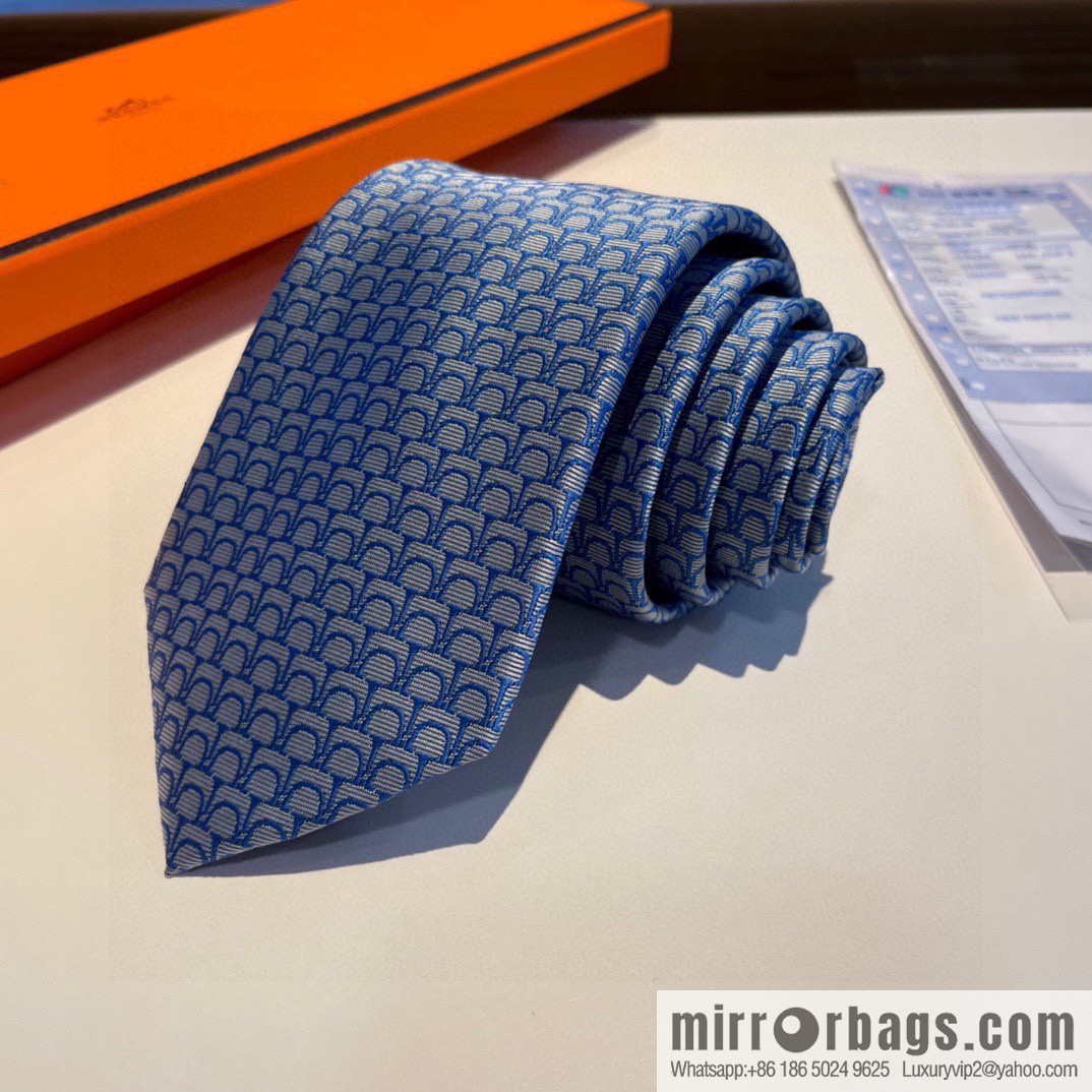 Hermes Fish Scale 100% Top Twill Silk Tie