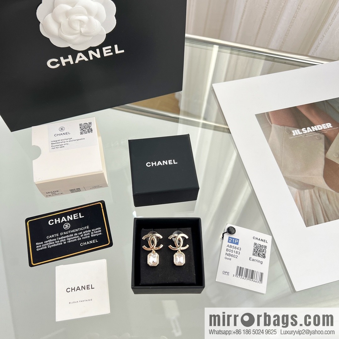 New ☑️ Chanel double c square diamond stud earrings