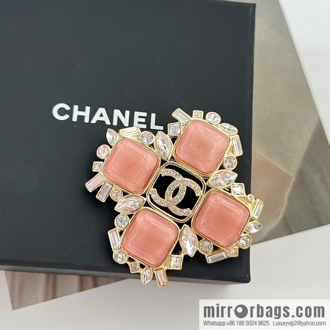 New ☑️ Chanel Chanel double c pink gemstone brooch