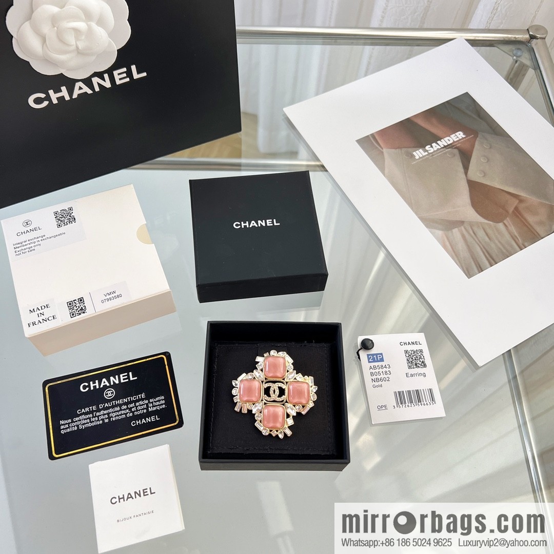 New ☑️ Chanel Chanel double c pink gemstone brooch
