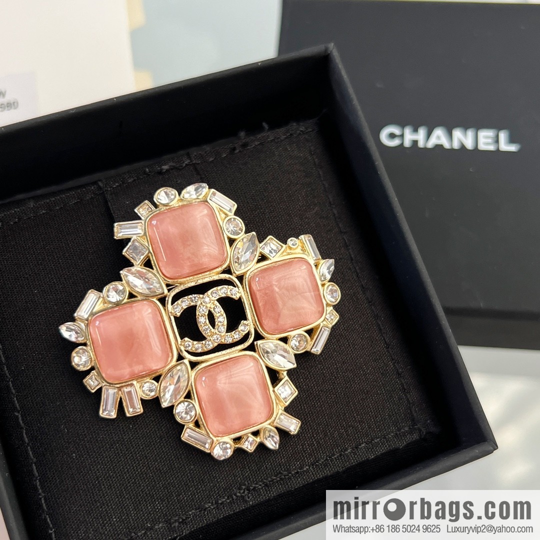 New ☑️ Chanel Chanel double c pink gemstone brooch