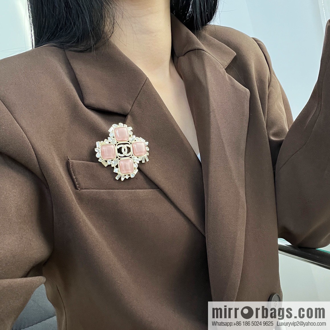 New ☑️ Chanel Chanel double c pink gemstone brooch