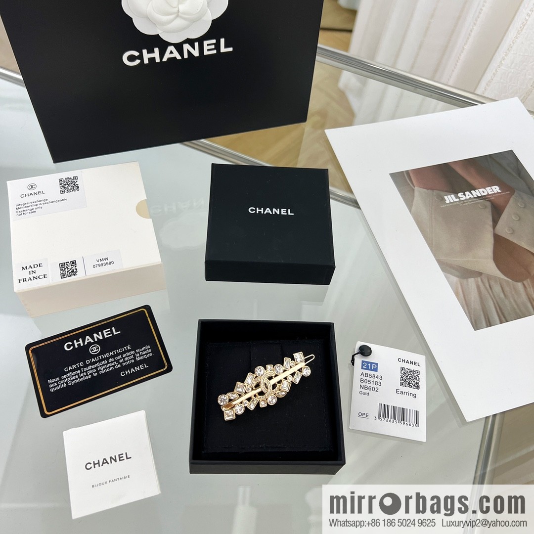 New ☑️ Chanel Double C Full Diamond Hairpin