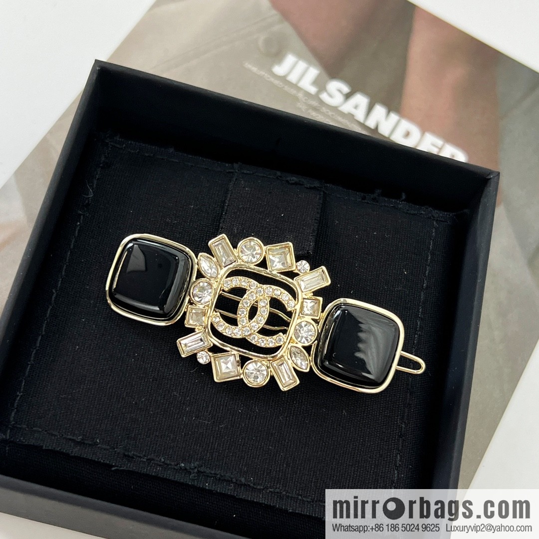 New ☑️ Chanel Double C Full Diamond Hairpin
